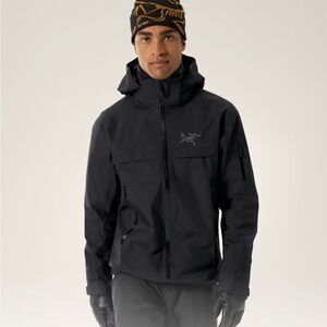 Arc'teryx Men's Black Hooded Waterproof Shell Jacket